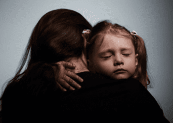 Rongée par la dépression, une mère de trois jeunes enfants commet l’irréparable dans sa voiture 2 Rongée par la dépression, une mère de trois jeunes enfants commet l’irréparable dans sa voiture Rongée par la dépression, une mère de trois jeunes enfants commet l’irréparable dans sa voiture