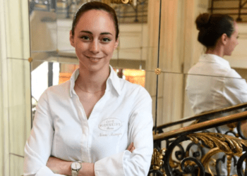 Nina Métayer : mari, enfants… que sait-on de la vie privée de la meilleure pâtissière au monde ? 12 Nina Métayer : mari, enfants… que sait-on de la vie privée de la meilleure pâtissière au monde ? Nina Métayer : mari, enfants… que sait-on de la vie privée de la meilleure pâtissière au monde ?