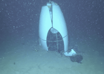 Sous-marin disparu près du Titanic : ces ultimes mots glaçants de l'équipage 7 Sous-marin disparu près du Titanic : ces ultimes mots glaçants de l'équipage Sous-marin disparu près du Titanic : ces ultimes mots glaçants de l’équipage