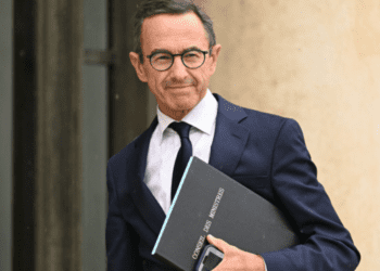 « Deux, c&rsquo;est la deux » : Bruno Retailleau mouillé dans une célèbre affaire de tricherie télé ?