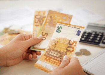 Revenu jeune : une aide de 500 euros par mois en cours d’expérimentation