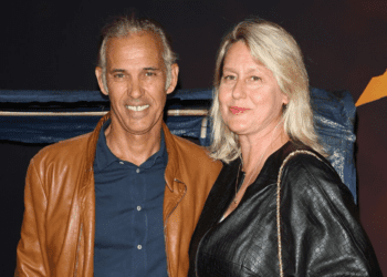 "Vous ne savez pas tout" : en plein divorce avec son mari, Luana Belmondo fait de nouvelles révélations 16 "Vous ne savez pas tout" : en plein divorce avec son mari, Luana Belmondo fait de nouvelles révélations « Vous ne savez pas tout » : en plein divorce avec son mari, Luana Belmondo fait de nouvelles révélations