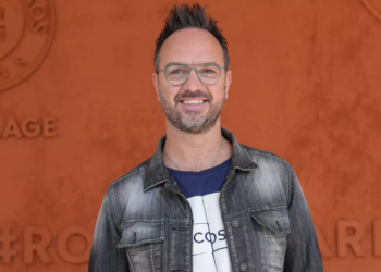 Jarry revient sur la douloureuse mort de son père et cette belle découverte qu'il a faite après son départ 9 Jarry revient sur la douloureuse mort de son père et cette belle découverte qu'il a faite après son départ Jarry revient sur la douloureuse mort de son père et cette belle découverte qu’il a faite après son départ