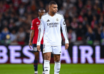 "Rien n’est comme avant", la presse madrilène s'inquiète du Real version Mbappé 4 "Rien n’est comme avant", la presse madrilène s'inquiète du Real version Mbappé « Rien n’est comme avant », la presse madrilène s’inquiète du Real version Mbappé