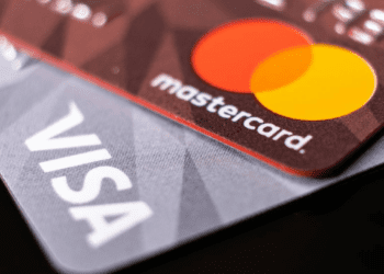 Carte bancaire : Mastercard ou Visa, voici ce qui les différencie 17 Carte bancaire : Mastercard ou Visa, voici ce qui les différencie Carte bancaire : Mastercard ou Visa, voici ce qui les différencie