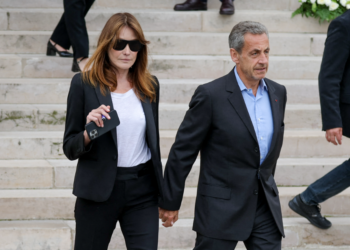 « Merci mon ange… » : Giulia Sarkozy en deuil, son hommage poignant à un être cher