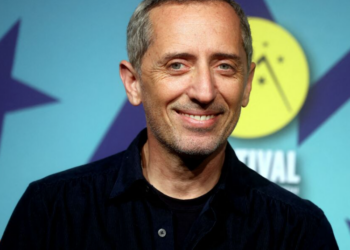 Gad Elmaleh sauve d’une mort certaine une institution dans le plus grand des secrets