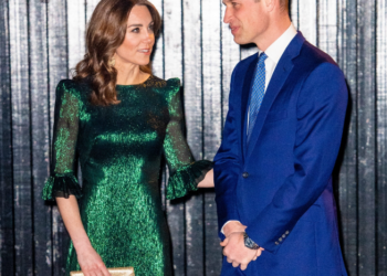 Kate et William : ces décisions inattendues qu’ils pourraient prendre en accédant au trône à la mort de Charles III 7 Kate et William : ces décisions inattendues qu’ils pourraient prendre en accédant au trône à la mort de Charles III Kate et William : ces décisions inattendues qu’ils pourraient prendre en accédant au trône à la mort de Charles III