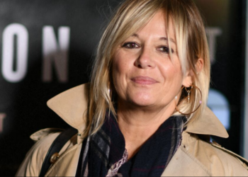 Télématin : première vraie bourde pour Flavie Flament, qui se trompe de chaîne au retour de la pub ! (ZAPTV) 13 Télématin : première vraie bourde pour Flavie Flament, qui se trompe de chaîne au retour de la pub ! (ZAPTV) Télématin : première vraie bourde pour Flavie Flament, qui se trompe de chaîne au retour de la pub ! (ZAPTV)