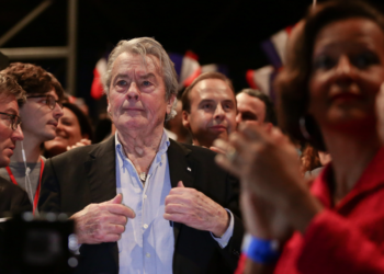 Mort d’Alain Delon : ce “projet abandonné” n’aidera pas ses admirateurs à faire leur deuil 16 Mort d’Alain Delon : ce “projet abandonné” n’aidera pas ses admirateurs à faire leur deuil Mort d’Alain Delon : ce “projet abandonné” n’aidera pas ses admirateurs à faire leur deuil