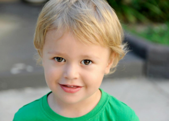 Un petit garçon de 5 ans passe un examen de routine à la maternelle, le diagnostic qui en ressort est horrible