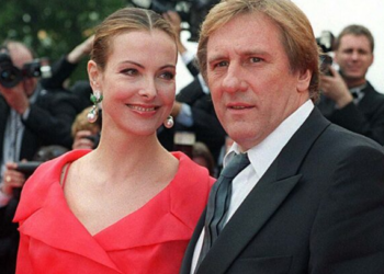 Brigitte Macron : ses discussions secrètes avec Carole Bouquet après l’affaire Gérard Depardieu 16 Brigitte Macron : ses discussions secrètes avec Carole Bouquet après l’affaire Gérard Depardieu Brigitte Macron : ses discussions secrètes avec Carole Bouquet après l’affaire Gérard Depardieu