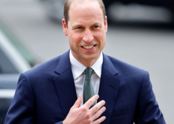 William : de quadra chauve à prince sexy… un changement physique qui ne doit rien au hasard pour l’époux de Kate ! 12 William : de quadra chauve à prince sexy… un changement physique qui ne doit rien au hasard pour l’époux de Kate ! William : de quadra chauve à prince sexy… un changement physique qui ne doit rien au hasard pour l’époux de Kate !
