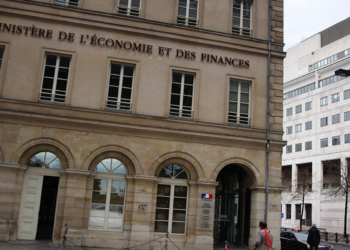 Budget : comment le gouvernement veut mettre les fonctionnaires à contribution 1 Budget : comment le gouvernement veut mettre les fonctionnaires à contribution Budget : comment le gouvernement veut mettre les fonctionnaires à contribution