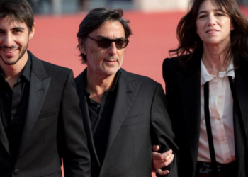 Yvan Attal et Charlotte Gainsbourg : leur fils Ben parti de chez eux à 15 ans, il évoque un problème de famille 12 Yvan Attal et Charlotte Gainsbourg : leur fils Ben parti de chez eux à 15 ans, il évoque un problème de famille Yvan Attal et Charlotte Gainsbourg : leur fils Ben parti de chez eux à 15 ans, il évoque un problème de famille