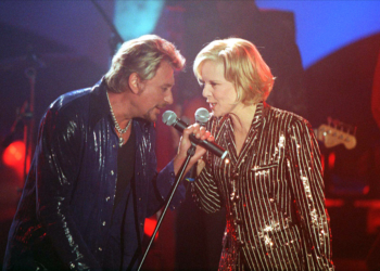 “Avec Johnny, c’était…” : Sylvie Vartan rétablit une vérité sur son couple avec Johnny Hallyday