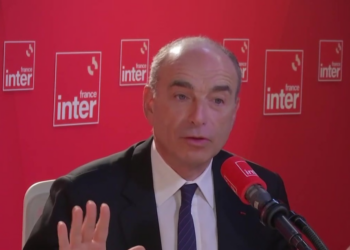 "Vous ne m'aurez plus jamais" : Léa Salamé hilare après une confession inattendue de Jean-François Copé 13 "Vous ne m'aurez plus jamais" : Léa Salamé hilare après une confession inattendue de Jean-François Copé « Vous ne m’aurez plus jamais » : Léa Salamé hilare après une confession inattendue de Jean-François Copé