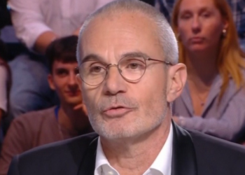 "Il faut se battre pour la vie" : Laurent Weil évoque pour la première fois les problèmes de santé dont il a été victime 18 "Il faut se battre pour la vie" : Laurent Weil évoque pour la première fois les problèmes de santé dont il a été victime « Il faut se battre pour la vie » : Laurent Weil évoque pour la première fois les problèmes de santé dont il a été victime