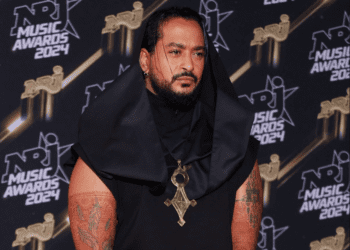 Slimane accusé d’agression sexuelle : “t’es bonne toi”, un autre technicien sort du silence 11 Slimane accusé d’agression sexuelle : “t’es bonne toi”, un autre technicien sort du silence Slimane accusé d’agression sexuelle : “t’es bonne toi”, un autre technicien sort du silence