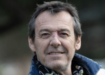 Jean-Luc Reichmann "ému" : cette nouvelle qui a touché l'animateur des 12 coups de midi 18 Jean-Luc Reichmann "ému" : cette nouvelle qui a touché l'animateur des 12 coups de midi Jean-Luc Reichmann « ému » : cette nouvelle qui a touché l’animateur des 12 coups de midi