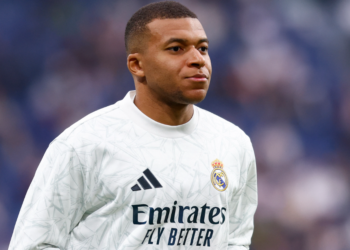 "Le mal colonise son cerveau" : Kylian Mbappé ne va pas bien du tout, de glaçantes nouvelles 1 "Le mal colonise son cerveau" : Kylian Mbappé ne va pas bien du tout, de glaçantes nouvelles « Le mal colonise son cerveau » : Kylian Mbappé ne va pas bien du tout, de glaçantes nouvelles