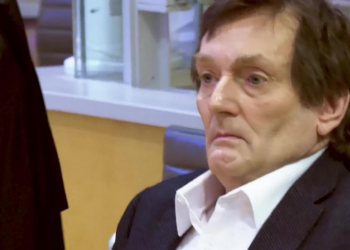 Pierre Palmade en prison : ce projet qui pourrait le sauver de la ruine financière 18 Pierre Palmade en prison : ce projet qui pourrait le sauver de la ruine financière Pierre Palmade en prison : ce projet qui pourrait le sauver de la ruine financière