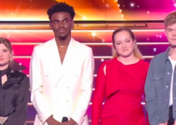 "Aveugle et sourd" : la production de la Star Academy violemment attaquée par la femme d'un candidat emblématique 11 "Aveugle et sourd" : la production de la Star Academy violemment attaquée par la femme d'un candidat emblématique « Aveugle et sourd » : la production de la Star Academy violemment attaquée par la femme d’un candidat emblématique