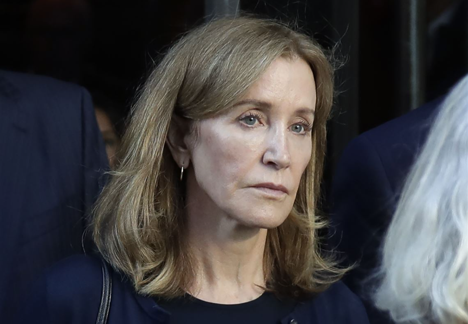 Capture decran 2024 12 04 164600 Felicity Huffman