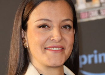 Camille Lellouche sans tabou sur son alc*olisme : « Je suis capable d’absorber une bouteille entière de vodka »