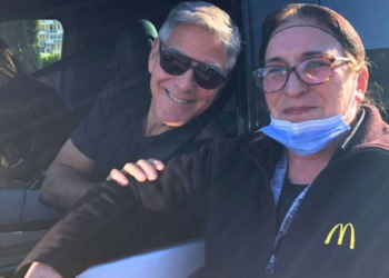 George Clooney débarque au McDonald's de cette ville française à la surprise générale 10 George Clooney débarque au McDonald's de cette ville française à la surprise générale George Clooney débarque au McDonald’s de cette ville française à la surprise générale