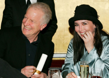 André Dussollier et Isabelle Adjani : pourquoi le couple a rompu ? Le comédien en dit plus 7 André Dussollier et Isabelle Adjani : pourquoi le couple a rompu ? Le comédien en dit plus André Dussollier et Isabelle Adjani : pourquoi le couple a rompu ? Le comédien en dit plus