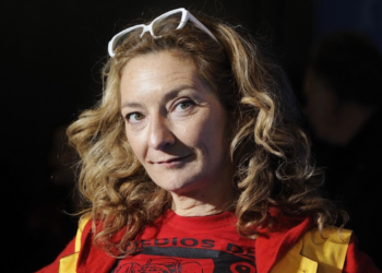 Corinne Masiero en couple : qui est Nicolas Grard, son compagnon depuis de nombreuses années ? 1 Corinne Masiero en couple : qui est Nicolas Grard, son compagnon depuis de nombreuses années ? Corinne Masiero en couple : qui est Nicolas Grard, son compagnon depuis de nombreuses années ?