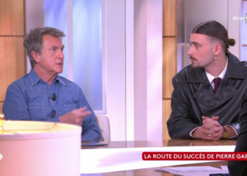 “Ah m*rde…” : François Cluzet met Pierre Garnier dans l’embarras, on entend une mouche voler 3 “Ah m*rde…” : François Cluzet met Pierre Garnier dans l’embarras, on entend une mouche voler “Ah m*rde…” : François Cluzet met Pierre Garnier dans l’embarras, on entend une mouche voler