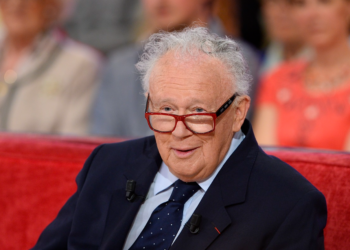 Philippe Bouvard : "Pas en forme...", Didier Bourdon se confie sur le journaliste malgré leur grosse brouille 13 Philippe Bouvard : "Pas en forme...", Didier Bourdon se confie sur le journaliste malgré leur grosse brouille Philippe Bouvard : « Pas en forme… », Didier Bourdon se confie sur le journaliste malgré leur grosse brouille