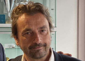 Henri Leconte en deuil : son message poignant après le décès de sa mère 7 Henri Leconte en deuil : son message poignant après le décès de sa mère Henri Leconte en deuil : son message poignant après le décès de sa mère