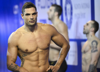 "Je dois faire le deuil de…" : pas au mieux depuis plusieurs mois, Florent Manaudou se livre sur sa déprime 5 "Je dois faire le deuil de…" : pas au mieux depuis plusieurs mois, Florent Manaudou se livre sur sa déprime « Je dois faire le deuil de… » : pas au mieux depuis plusieurs mois, Florent Manaudou se livre sur sa déprime