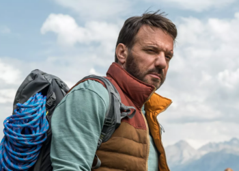 Alex Hugo : Mia, une fillette enlevée par des survivalistes ou quand la réalité d’un fait divers se télescope avec la série