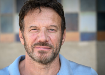 "Florent Pagny s'est mis à improviser et j'ai tenté de le suivre" : Samuel Le Bihan (Alex Hugo) se souvient de son premier rôle 7 "Florent Pagny s'est mis à improviser et j'ai tenté de le suivre" : Samuel Le Bihan (Alex Hugo) se souvient de son premier rôle « Florent Pagny s’est mis à improviser et j’ai tenté de le suivre » : Samuel Le Bihan (Alex Hugo) se souvient de son premier rôle