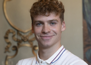 Léon Marchand est-il en couple ? Cette sublime et talentueuse athlète dont il a été très proche à Paris 4 Léon Marchand est-il en couple ? Cette sublime et talentueuse athlète dont il a été très proche à Paris Léon Marchand est-il en couple ? Cette sublime et talentueuse athlète dont il a été très proche à Paris