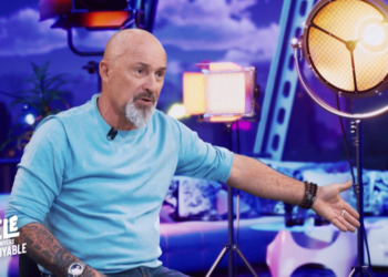 Vincent Lagaf "en mort clinique" lorsqu'il était bébé : il révèle avoir été sauvé par le père d'une célèbre animatrice télé 9 Vincent Lagaf "en mort clinique" lorsqu'il était bébé : il révèle avoir été sauvé par le père d'une célèbre animatrice télé Vincent Lagaf « en mort clinique » lorsqu’il était bébé : il révèle avoir été sauvé par le père d’une célèbre animatrice télé