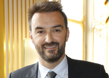 Cyril Lignac papa : il partage de rares clichés avec son fils Léo pour les fêtes 8 Cyril Lignac papa : il partage de rares clichés avec son fils Léo pour les fêtes Cyril Lignac papa : il partage de rares clichés avec son fils Léo pour les fêtes