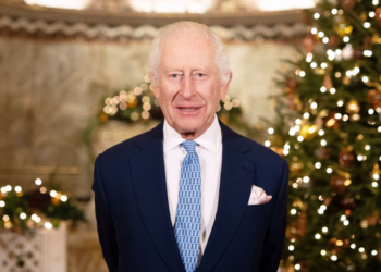 Cancer de Charles III : ce record que le roi a ravi au nez et à la barbe du prince William 13 Cancer de Charles III : ce record que le roi a ravi au nez et à la barbe du prince William Cancer de Charles III : ce record que le roi a ravi au nez et à la barbe du prince William