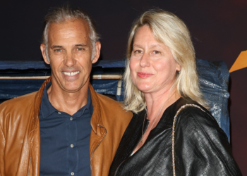 "2024 n'a pas été terrible" : le (gros) tacle de Luana Belmondo à son ex-mari Paul Belmondo dans ses voeux 6 "2024 n'a pas été terrible" : le (gros) tacle de Luana Belmondo à son ex-mari Paul Belmondo dans ses voeux « 2024 n’a pas été terrible » : le (gros) tacle de Luana Belmondo à son ex-mari Paul Belmondo dans ses voeux