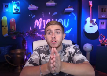 Michou au cœur d'un scandale : son jeu de société rappelé par les autorités gouvernementales pour "risque moral" 3 Michou au cœur d'un scandale : son jeu de société rappelé par les autorités gouvernementales pour "risque moral" Michou au cœur d’un scandale : son jeu de société rappelé par les autorités gouvernementales pour « risque moral »