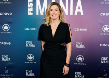 "C’est terminé" : pour 2025, Julie Gayet se débarrasse de cette habitude qui coûte cher à sa santé 8 "C’est terminé" : pour 2025, Julie Gayet se débarrasse de cette habitude qui coûte cher à sa santé « C’est terminé » : pour 2025, Julie Gayet se débarrasse de cette habitude qui coûte cher à sa santé