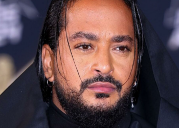 Affaire Slimane : les Enfoirés décident de se séparer du chanteur après les accusations 16 Affaire Slimane : les Enfoirés décident de se séparer du chanteur après les accusations Affaire Slimane : les Enfoirés décident de se séparer du chanteur après les accusations