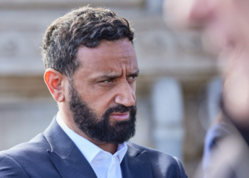 Cyril Hanouna bientôt viré ? Les discussions vont bon train à Canal+, il peut serrer les fesses 11 Cyril Hanouna bientôt viré ? Les discussions vont bon train à Canal+, il peut serrer les fesses Cyril Hanouna bientôt viré ? Les discussions vont bon train à Canal+, il peut serrer les fesses