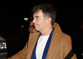 Procès de Stéphane Plaza : ses proches embarqués dans le tourbillon, certains "agressés et insultés" 11 Procès de Stéphane Plaza : ses proches embarqués dans le tourbillon, certains "agressés et insultés" Procès de Stéphane Plaza : ses proches embarqués dans le tourbillon, certains « agressés et insultés »