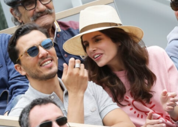 Louise Monot et Samir Boitard : rares confidences sur leurs deux filles, Selma et Lila, adorables brunettes 4 Louise Monot et Samir Boitard : rares confidences sur leurs deux filles, Selma et Lila, adorables brunettes Louise Monot et Samir Boitard : rares confidences sur leurs deux filles, Selma et Lila, adorables brunettes