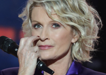 C’est la fin… Sophie Davant face à un coup dur après une année décisive 3 C’est la fin… Sophie Davant face à un coup dur après une année décisive C’est la fin… Sophie Davant face à un coup dur après une année décisive